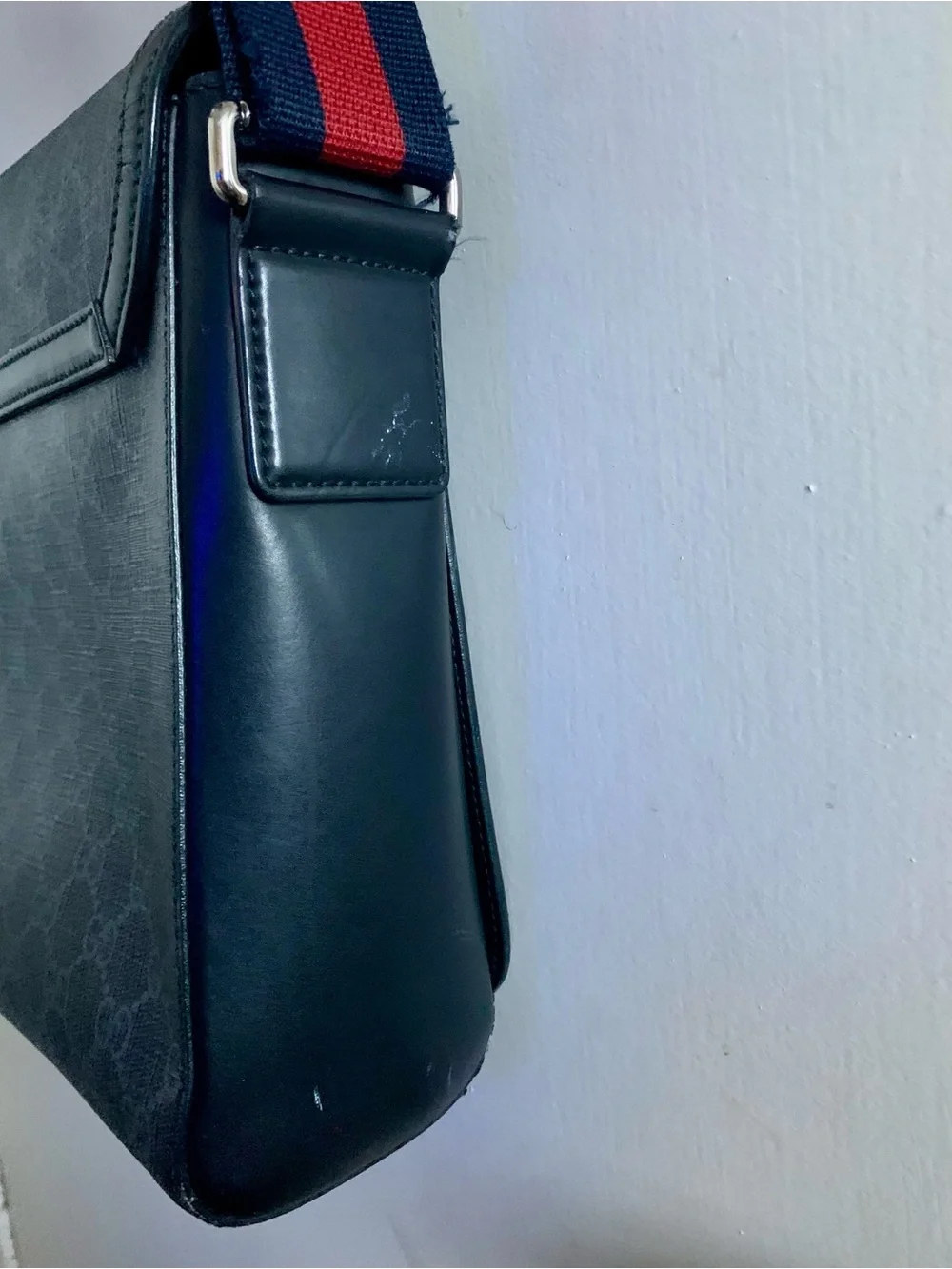 Gucci GG Monogram Messenger Bag Black/Gray Magnetic Closure Adjustable Web Strap